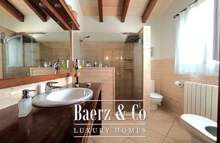 Image No.15-4 Bed Property for sale