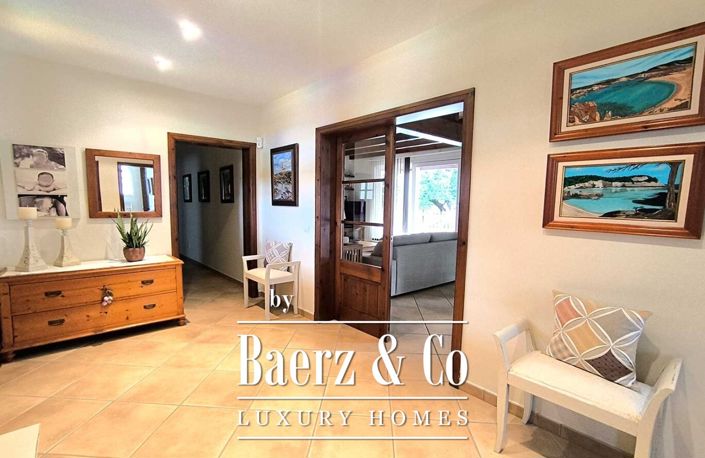 Image No.16-4 Bed Property for sale