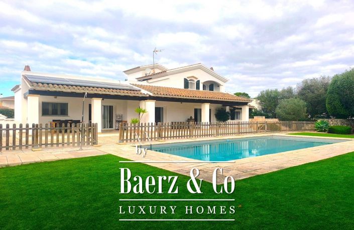 Image No.2-4 Bed Property for sale