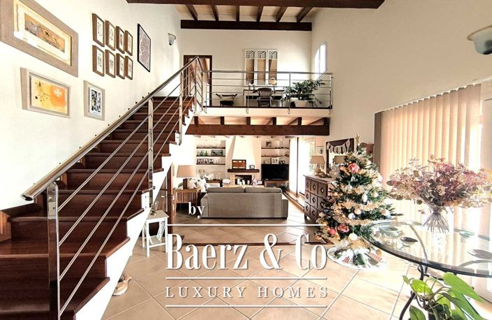 Image No.4-4 Bed Property for sale