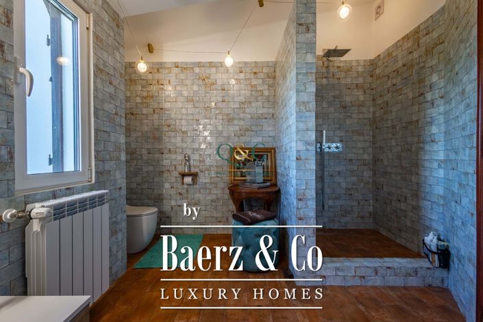 Image No.27-3 Bed Villa for sale