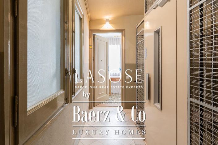 Image No.45-4 Bed Property for sale