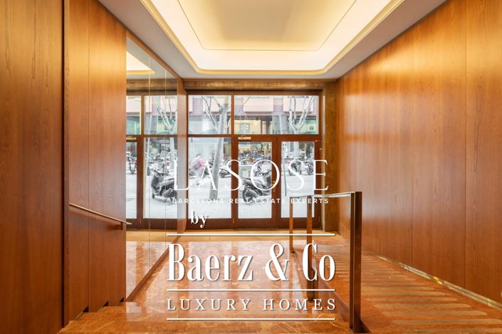 Image No.47-4 Bed Property for sale