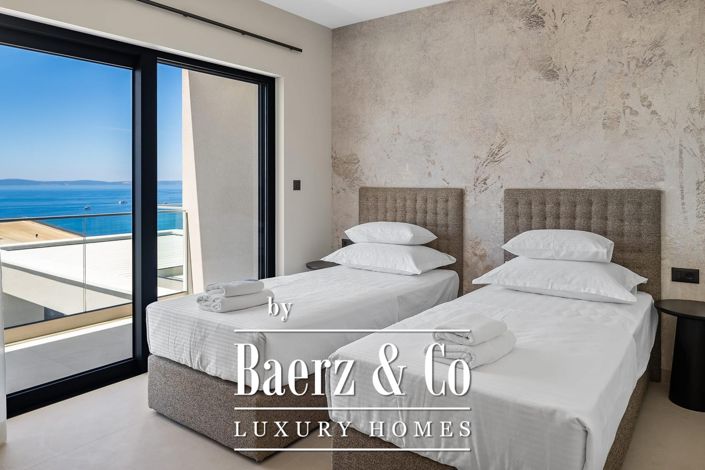 Image No.13-Villa de 4 chambres à vendre à Podstrana