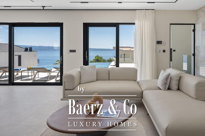 Image No.4-Villa de 4 chambres à vendre à Podstrana