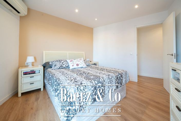 Image No.8-4 Bed Flat for sale