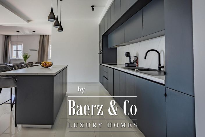 Image No.7-Villa de 5 chambres à vendre à Jasenice