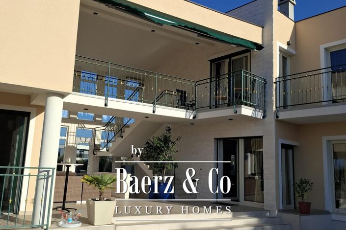 Image No.15-Maison de ville de 7 chambres à vendre à Nin