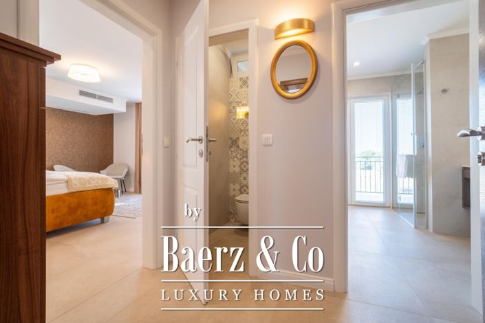 Image No.22-Maison de ville de 7 chambres à vendre à Nin