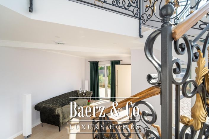 Image No.26-Maison de ville de 7 chambres à vendre à Nin