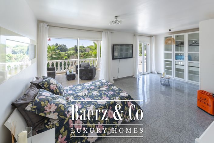 Image No.19-4 Bed Villa for sale