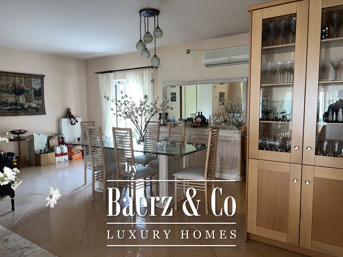 Image No.17-9 Bed Villa for sale