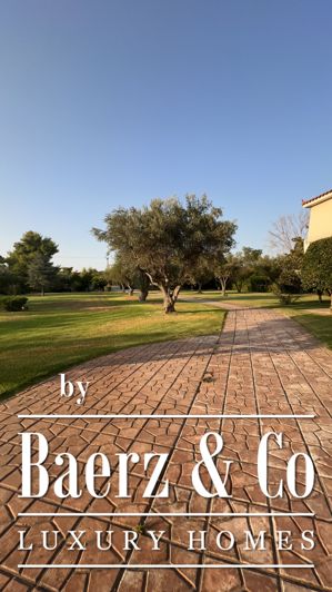 Image No.7-9 Bed Villa for sale