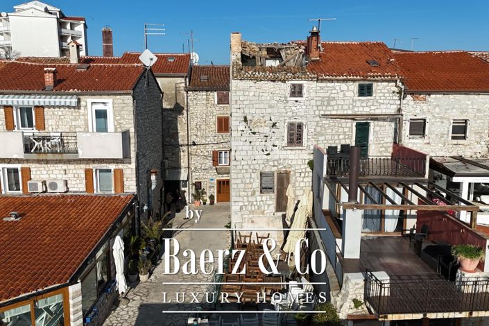 Image No.6-2 Bed Townhouse for sale