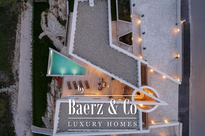 Image No.9-4 Bed Villa for sale