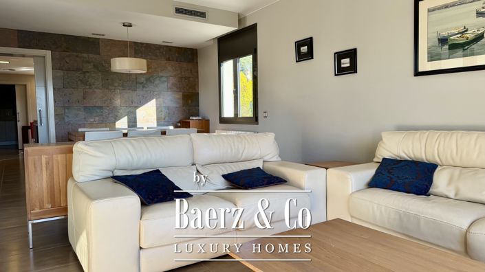 Image No.11-5 Bed Villa for sale