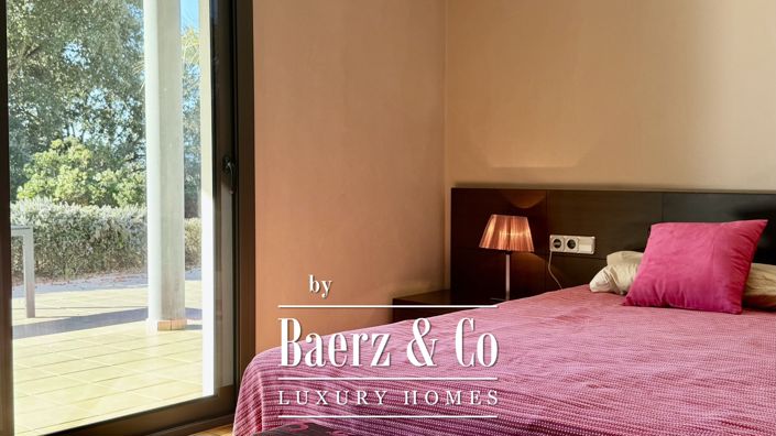 Image No.15-5 Bed Villa for sale