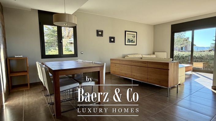 Image No.28-5 Bed Villa for sale