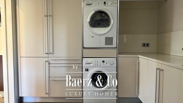 Image No.40-5 Bed Villa for sale