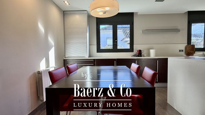 Image No.5-5 Bed Villa for sale