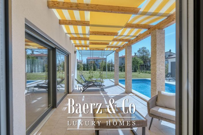 Image No.13-4 Bed Townhouse for sale