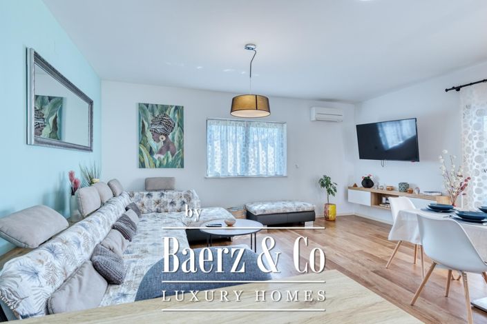 Image No.22-4 Bed Townhouse for sale