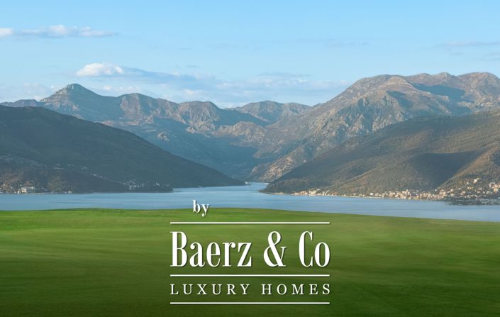 Image No.11-5 Bed Property for sale