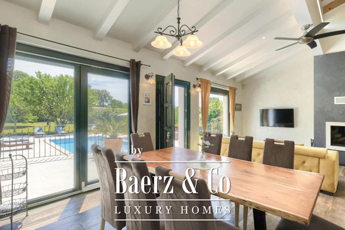 Image No.2-4 Bed Townhouse for sale