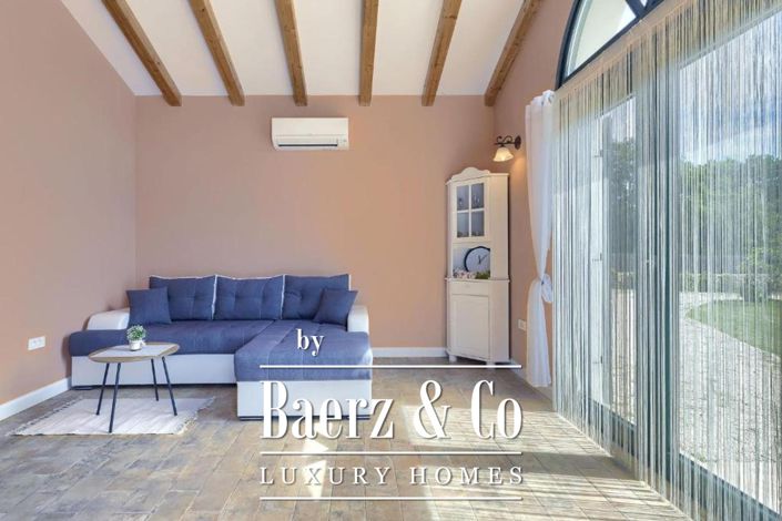 Image No.24-4 Bed Townhouse for sale