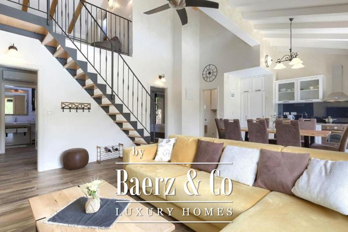 Image No.4-4 Bed Townhouse for sale