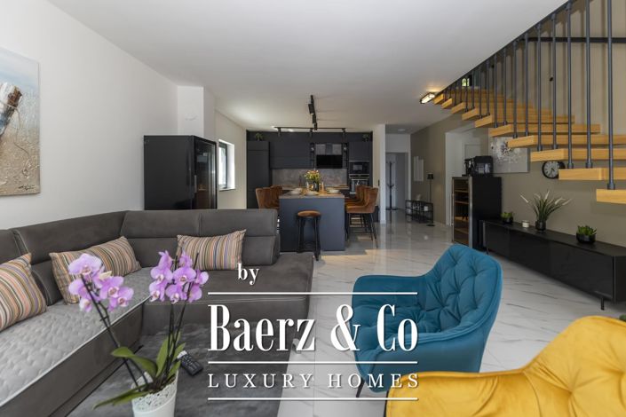 Image No.10-Villa de 6 chambres à vendre à Karlobag