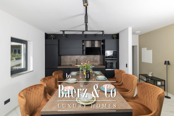 Image No.11-Villa de 6 chambres à vendre à Karlobag