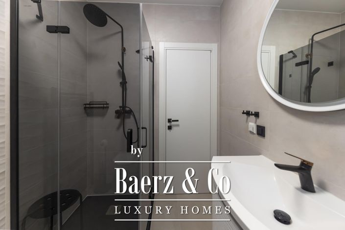 Image No.17-Villa de 6 chambres à vendre à Karlobag