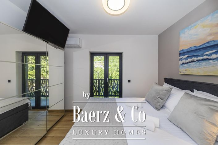 Image No.28-Villa de 6 chambres à vendre à Karlobag