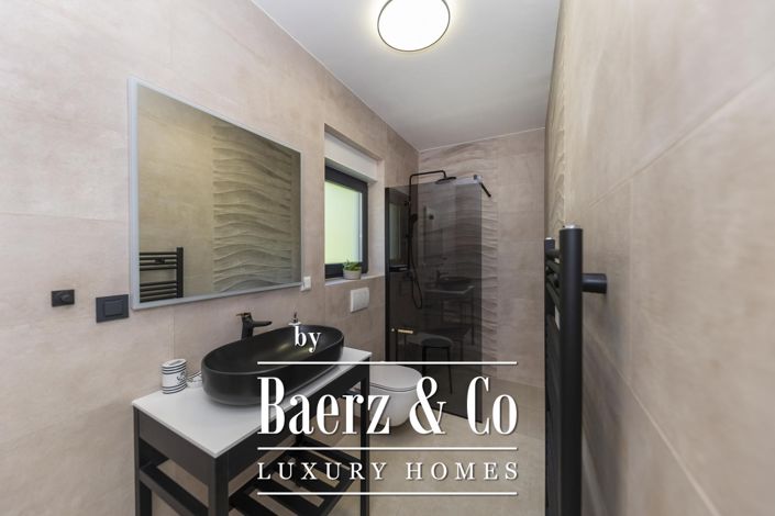 Image No.34-Villa de 6 chambres à vendre à Karlobag