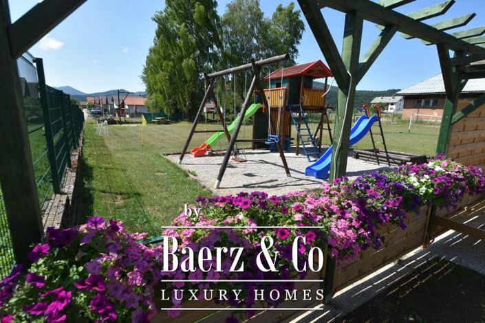 Image No.7-Maison de ville de 20 chambres à vendre à Ravna Gora