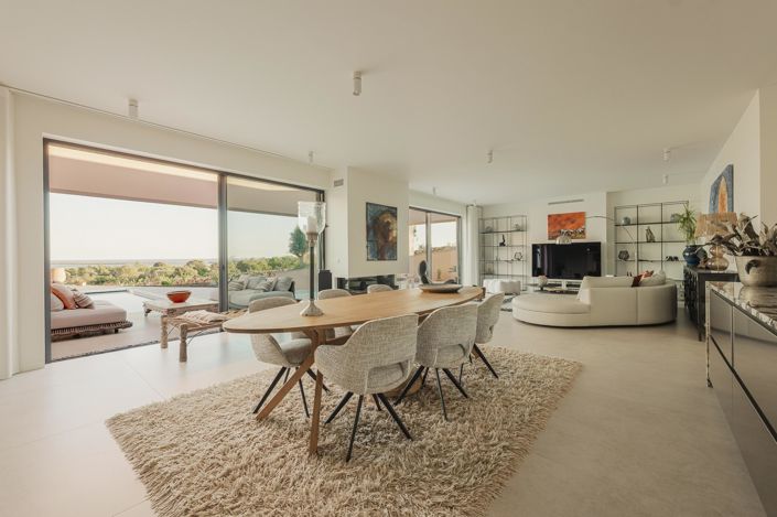 Image No.12-4 Bed Villa for sale