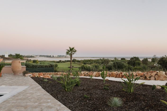 Image No.53-4 Bed Villa for sale