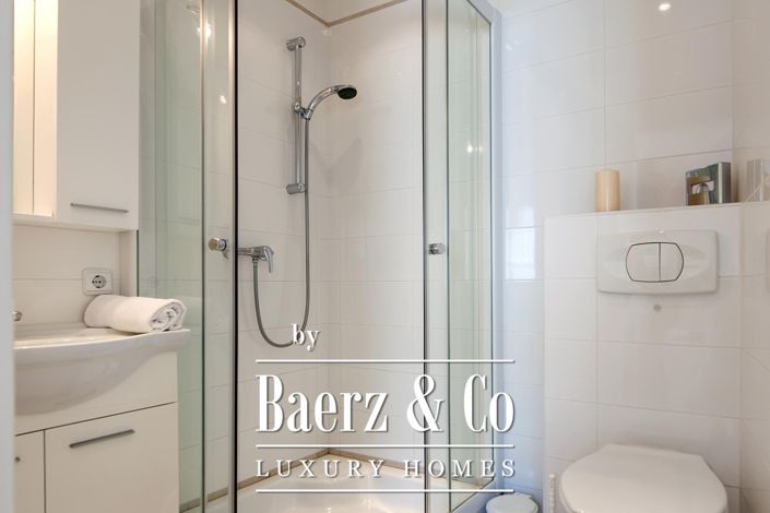 Image No.11-6 Bed House for sale