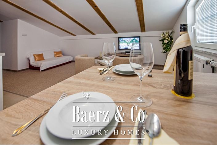 Image No.14-6 Bed House for sale