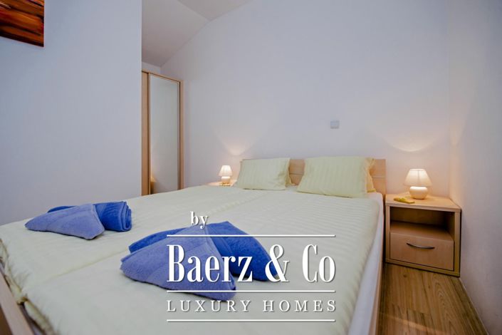 Image No.15-6 Bed House for sale