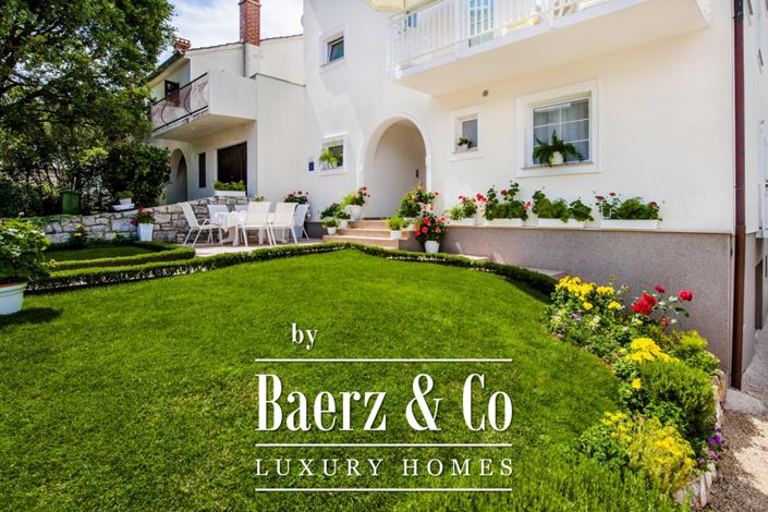 Image No.4-6 Bed House for sale