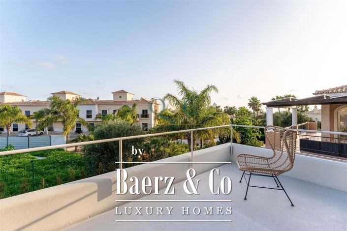 Image No.15-3 Bed Villa for sale