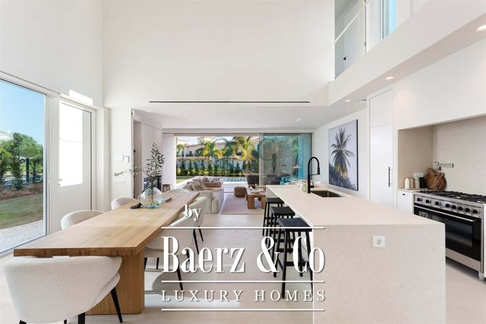 Image No.3-3 Bed Villa for sale