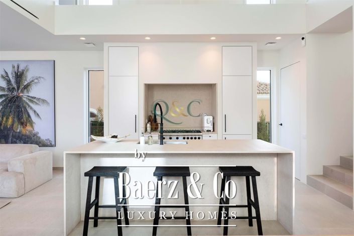 Image No.5-3 Bed Villa for sale