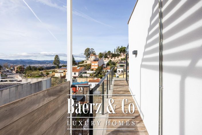 Image No.12-Villa de 6 chambres à vendre à Esplugues de Llobregat