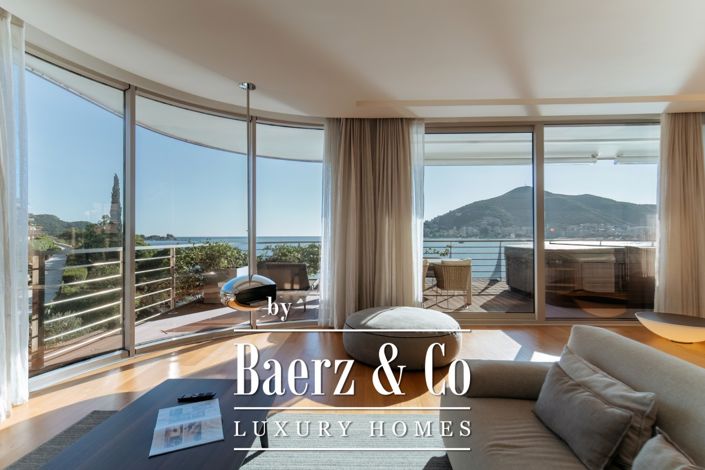 Image No.11-2 Bed Property for sale