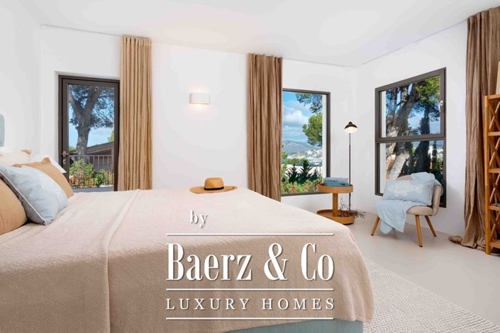 Image No.12-4 Bed Villa for sale