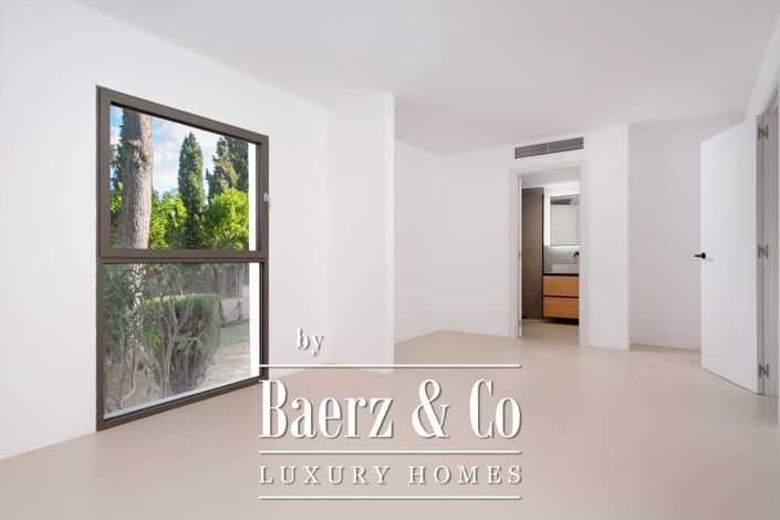 Image No.19-4 Bed Villa for sale