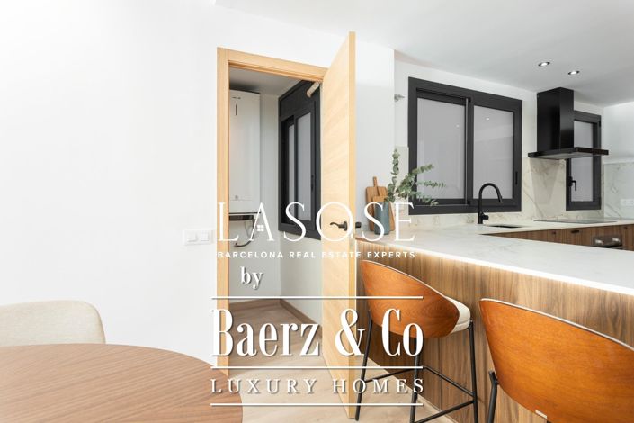 Image No.17-3 Bed Property for sale